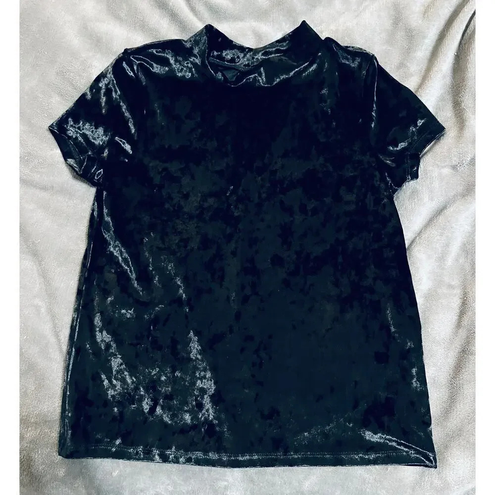 NWOT Nordstrom SZ L 10/12 Black Velvet High Neck Short Sleeve Shirt Top Key Hole
